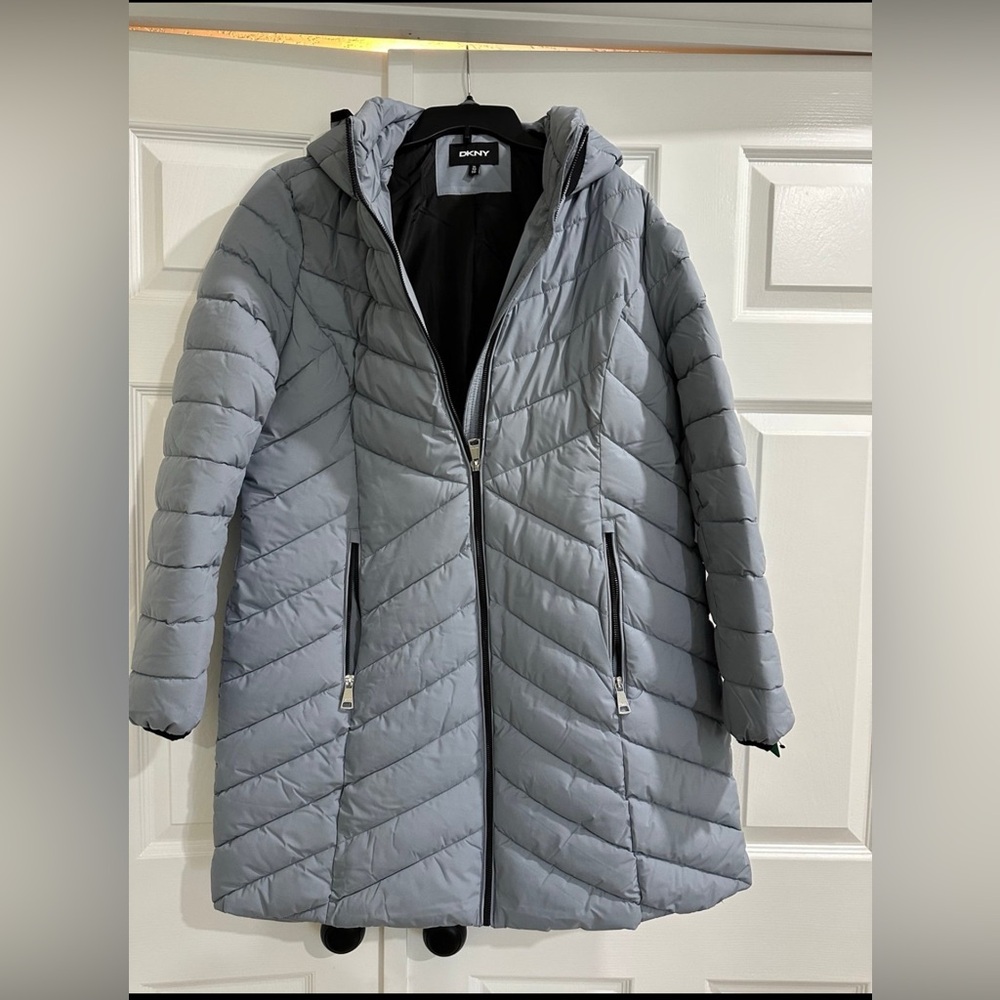 New Women’s DKNY Gray Waterproof Winter Hoodie Puffer Long Jacket- XL